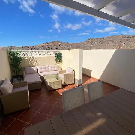 Apartment New Renovated Family Above Swimming Pool Puerto Rico (Gran Canaria)