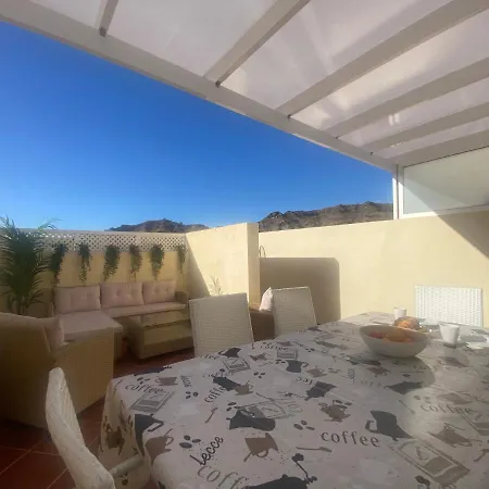 New Renovated Family Above Swimming Pool Apartment